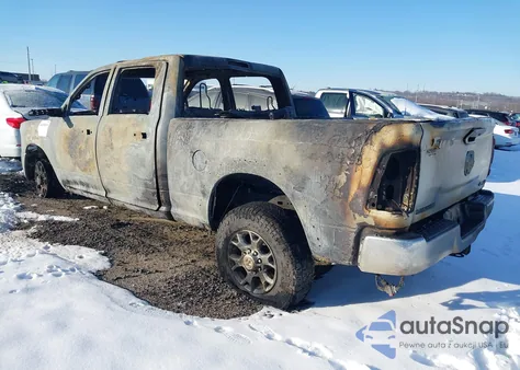 2021 Ram 2500 Laramie 4X4 6'4 Box from USA, damaged, VIN 3C6UR5FLXMG557206